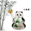 熊貓?jiān)煨筒ＡТ抵乒に嚲破縿?chuàng)意大熊貓吹制工藝酒瓶伏特加酒瓶